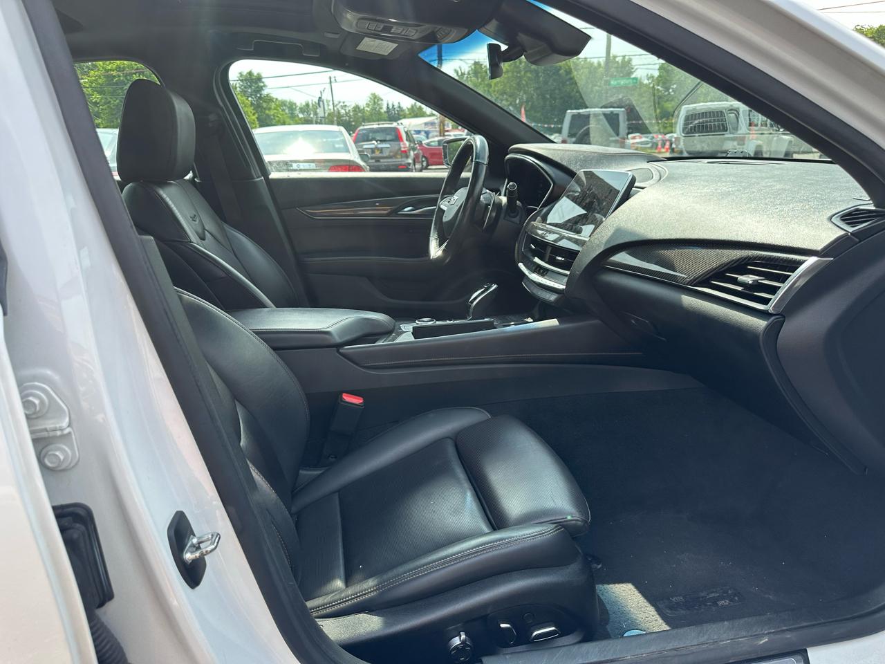 Cadillac CT5 4dr Sdn Sport 2022