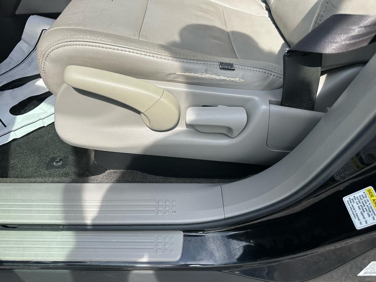 Honda Pilot 2WD 4dr LX 2012