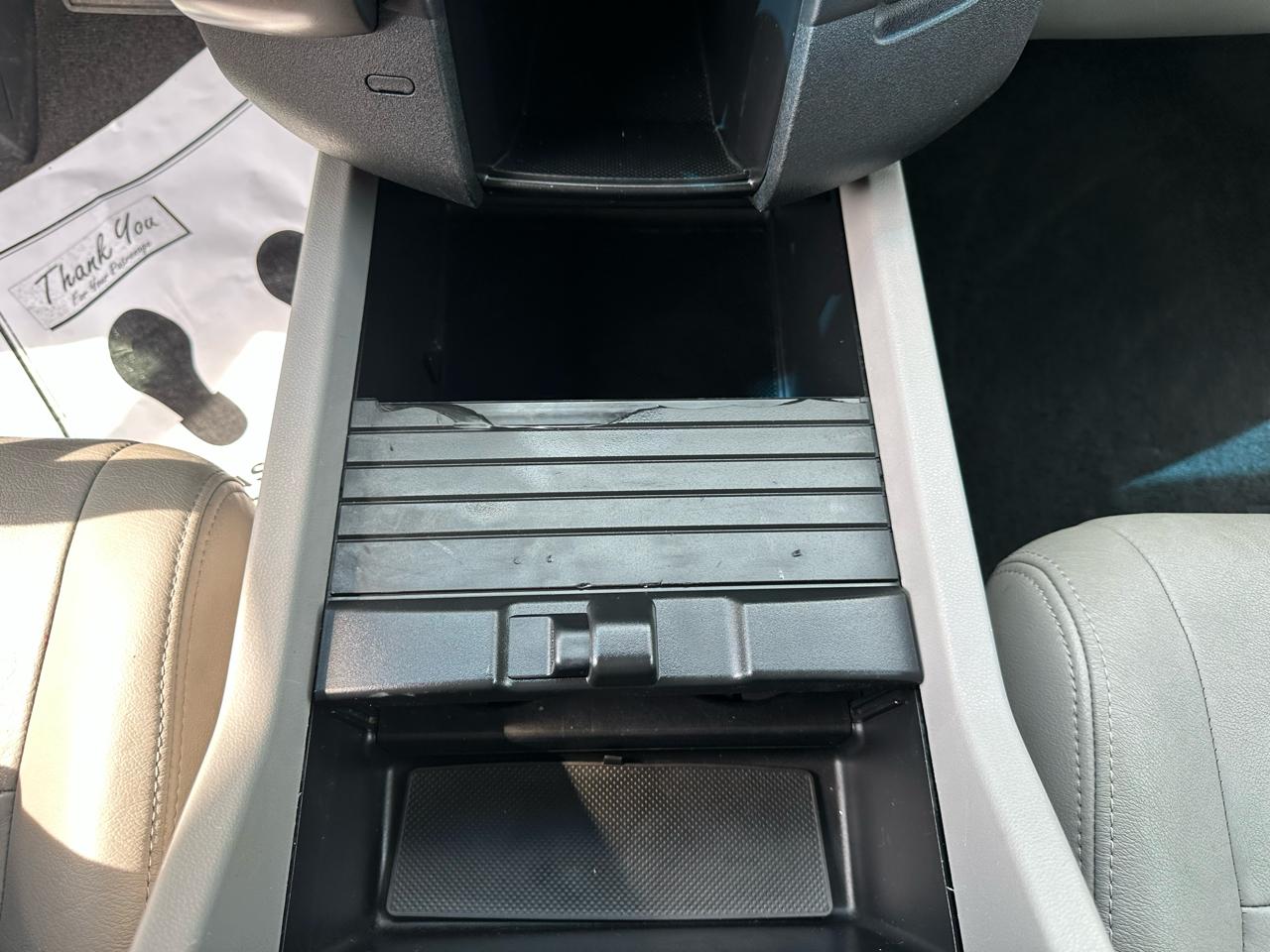 Honda Pilot 2WD 4dr LX 2012