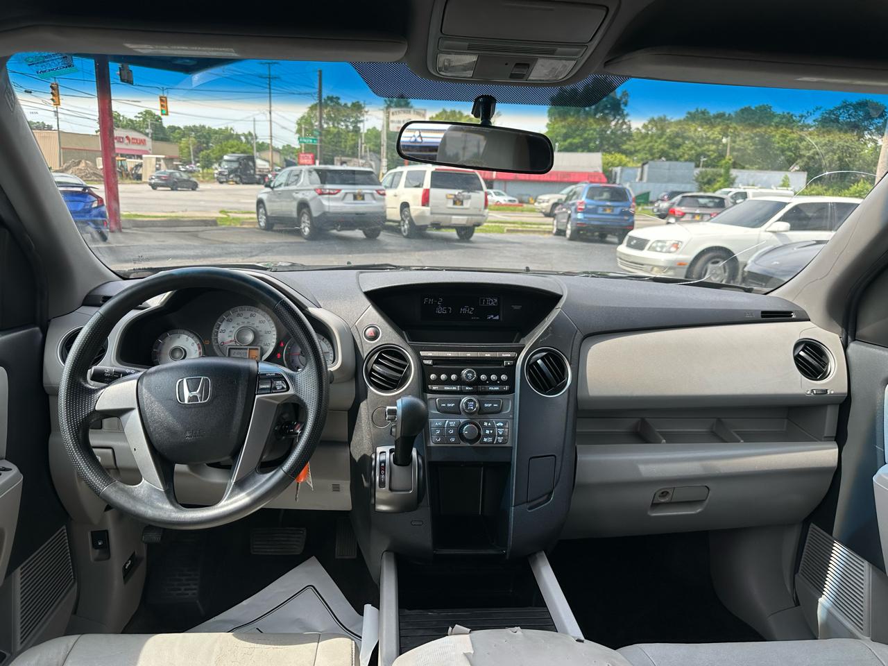 Honda Pilot 2WD 4dr LX 2012