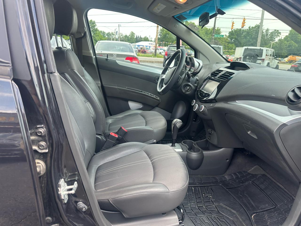 Chevrolet Spark 5dr HB CVT LT w/1LT 2014