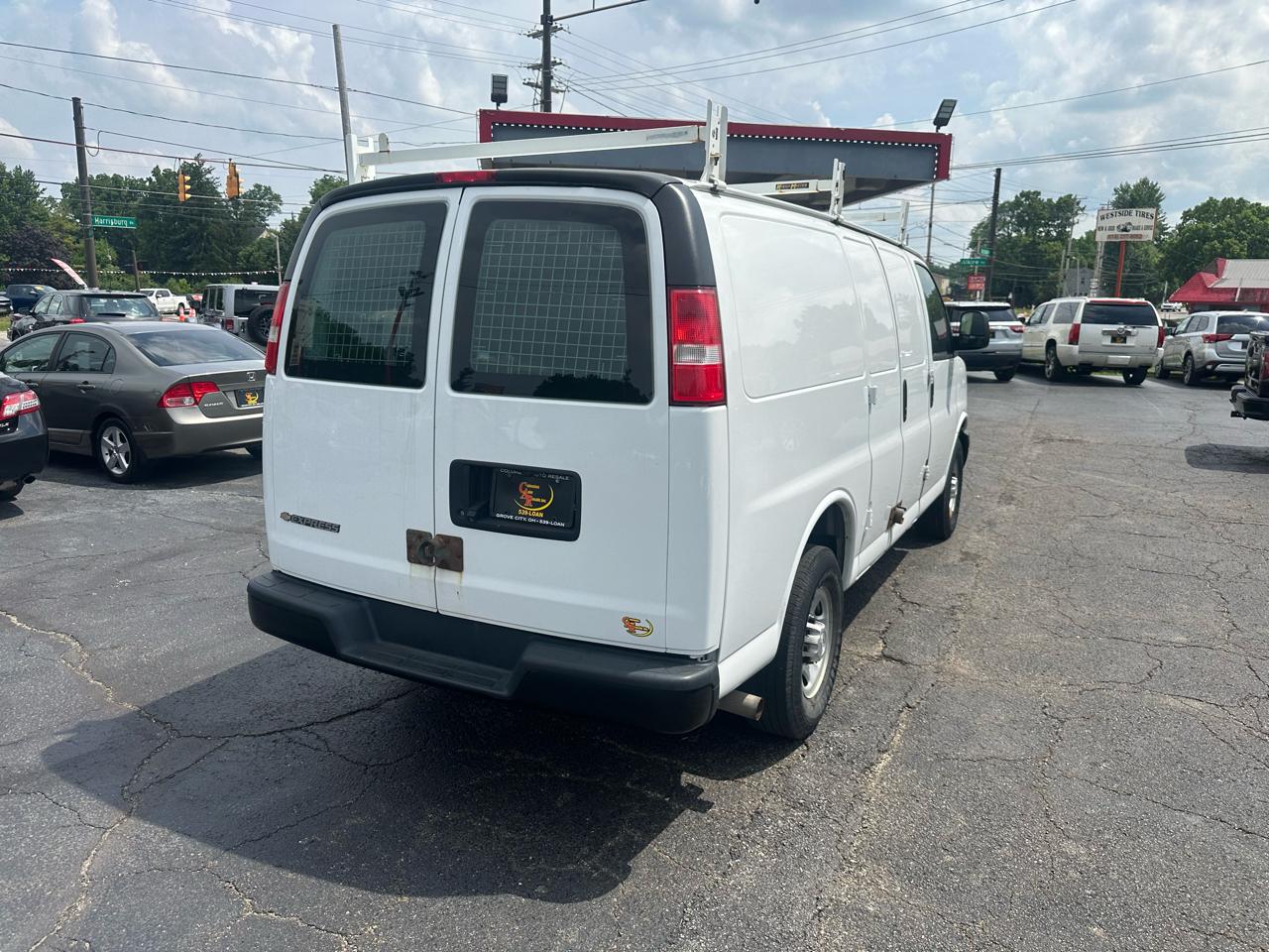 Chevrolet Express Cargo Van RWD 2500 135" 2019