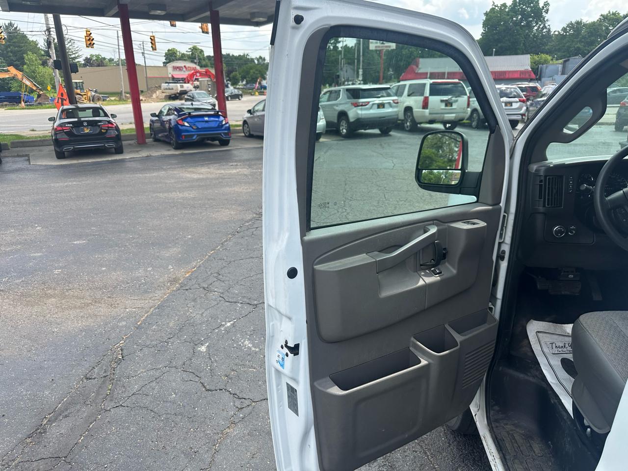 Chevrolet Express Cargo Van RWD 2500 135" 2019