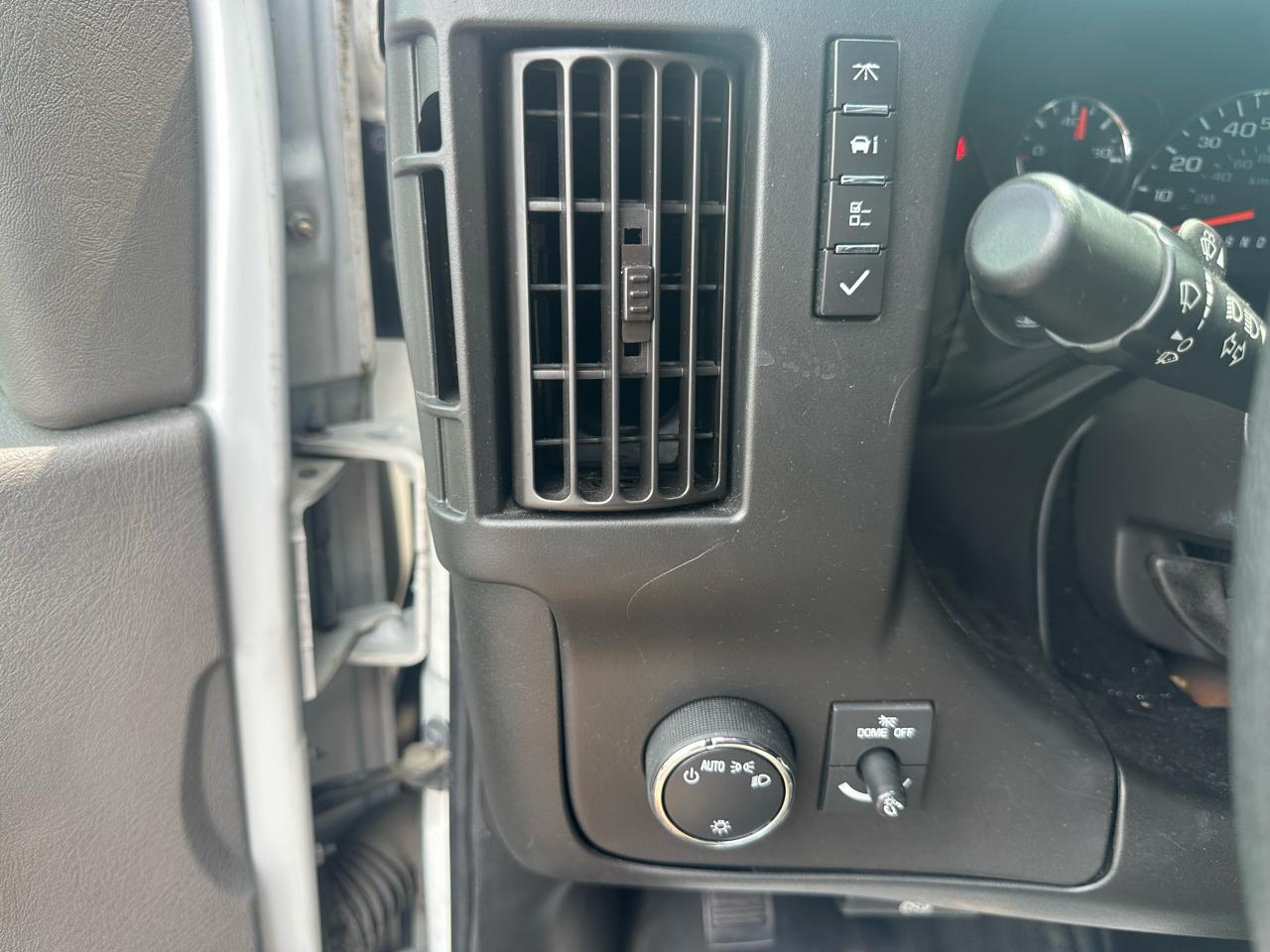 Chevrolet Express Cargo Van RWD 2500 135" 2019