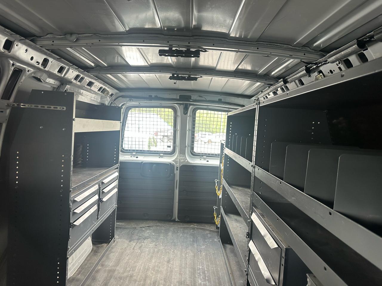 Chevrolet Express Cargo Van RWD 2500 135" 2019