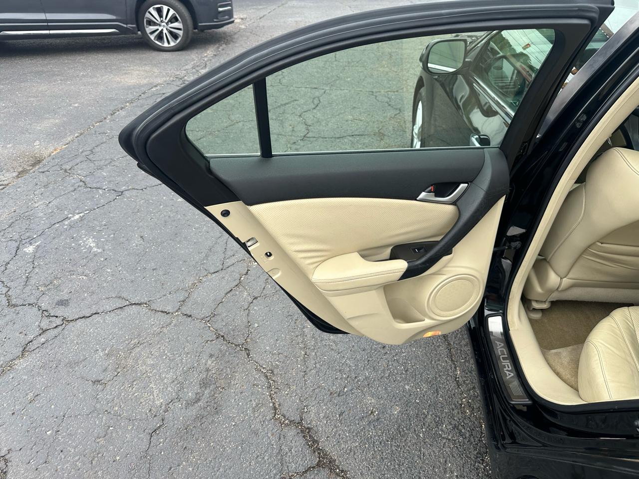 Acura TSX 4dr Sdn I4 Auto Tech Pkg 2012
