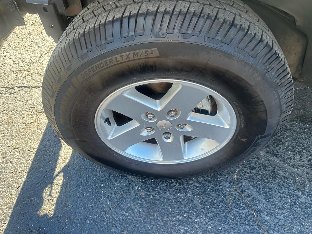 Jeep Wrangler 4WD 2dr Sport 2013