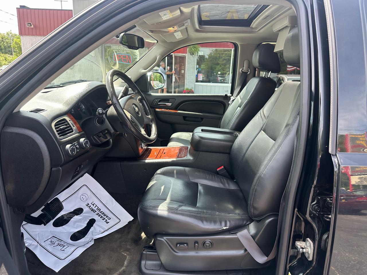 Chevrolet Tahoe 4WD 4dr 1500 LTZ 2012