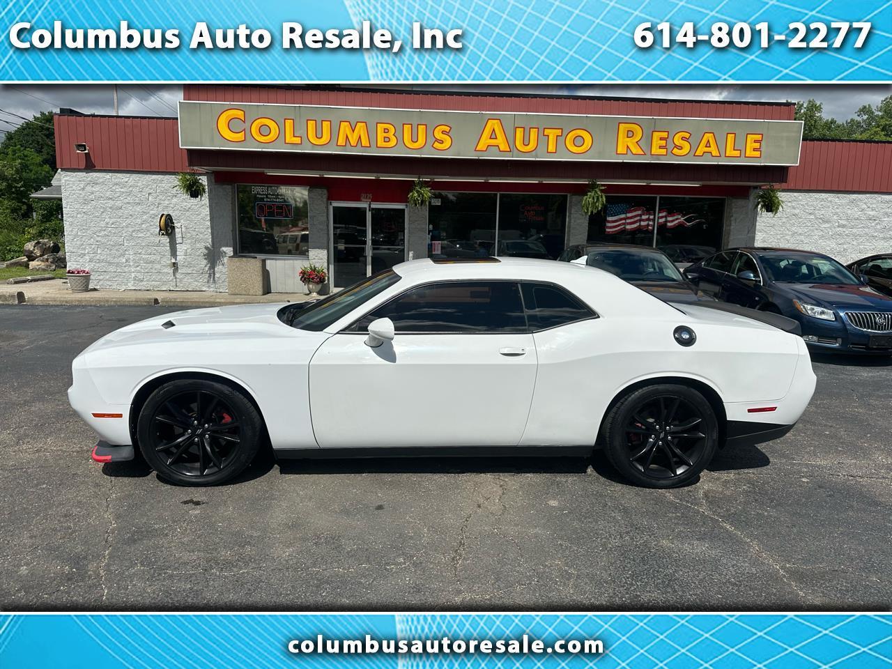 Dodge Challenger SXT Plus RWD 2018