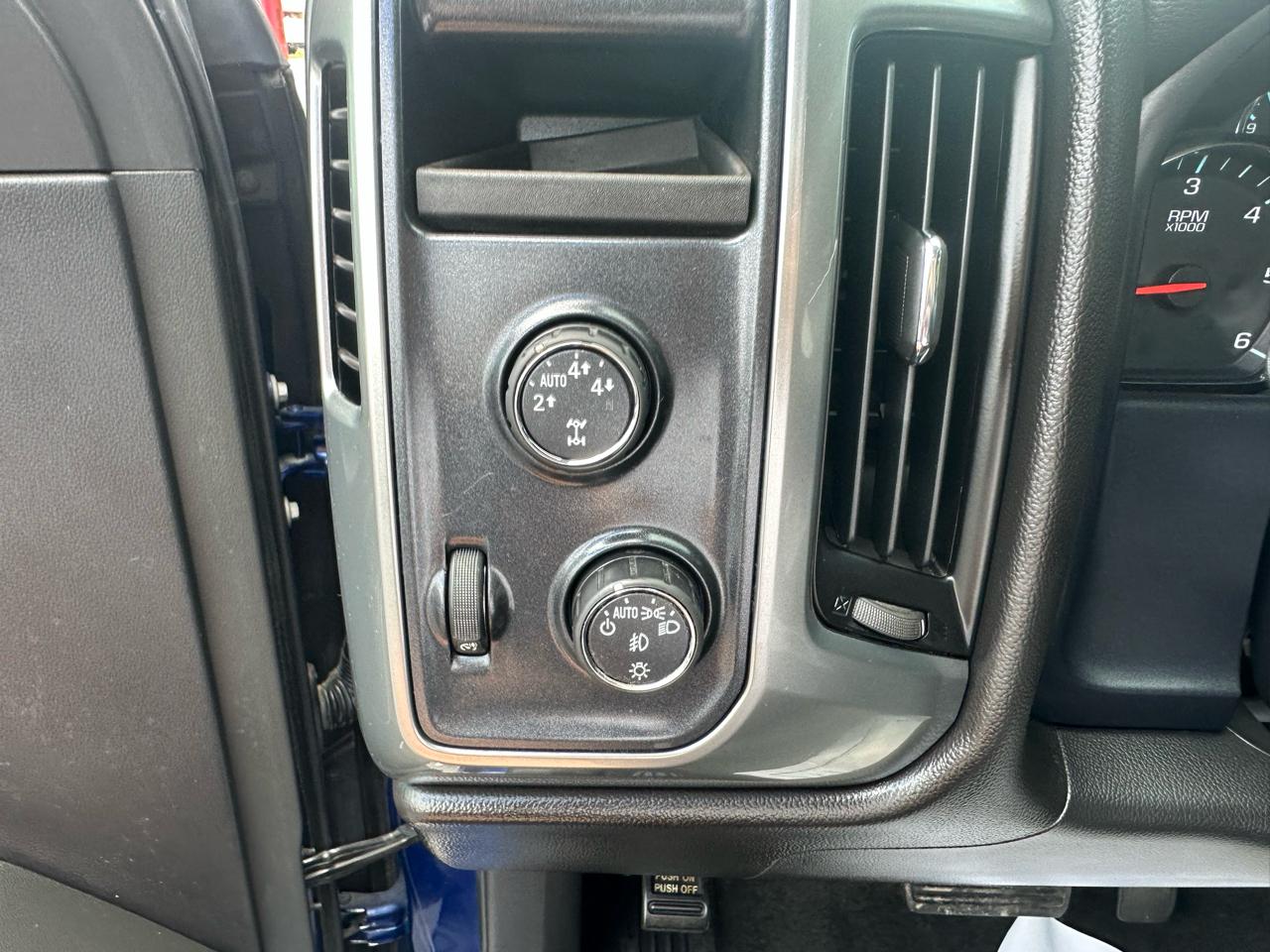 Chevrolet Silverado 1500 4WD Crew Cab 143.5" LT w/1LT 2014