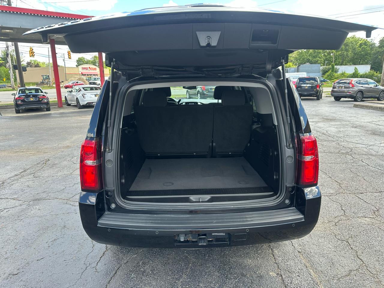Chevrolet Tahoe 4WD 4dr LS 2019