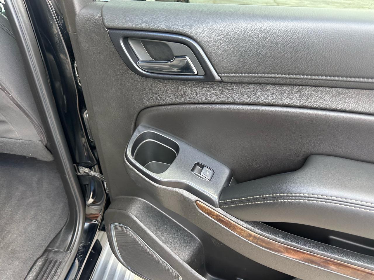 Chevrolet Tahoe 4WD 4dr LS 2019
