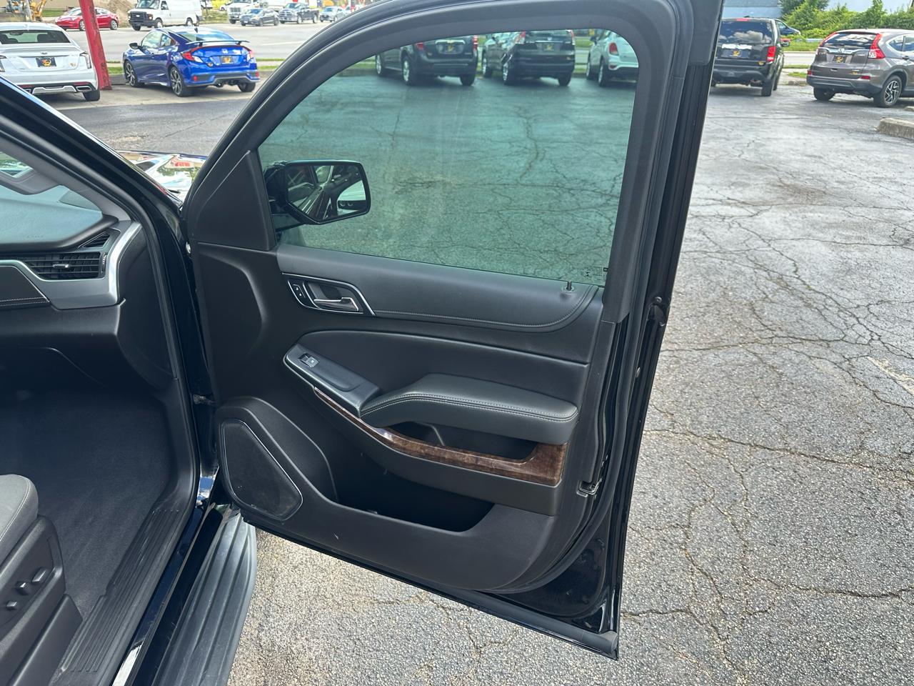 Chevrolet Tahoe 4WD 4dr LS 2019