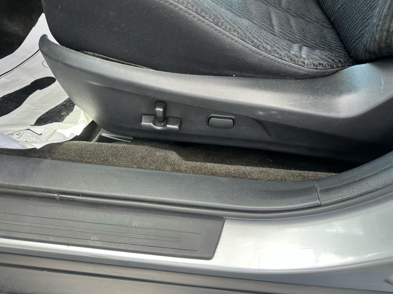 Subaru Outback 4dr Wgn H4 Auto 2.5i Premium 2012