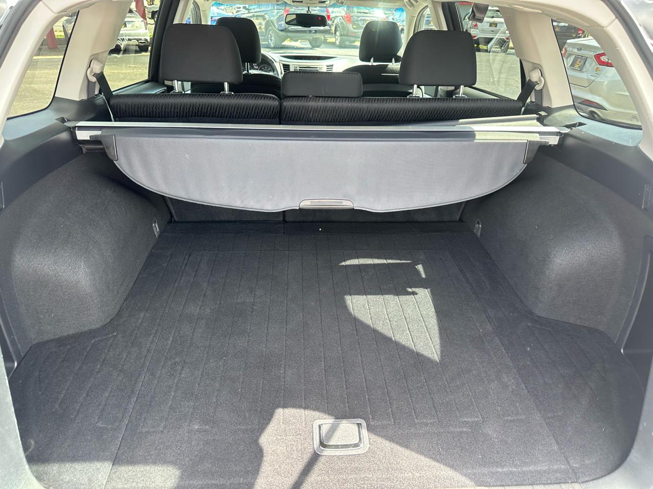 Subaru Outback 4dr Wgn H4 Auto 2.5i Premium 2012