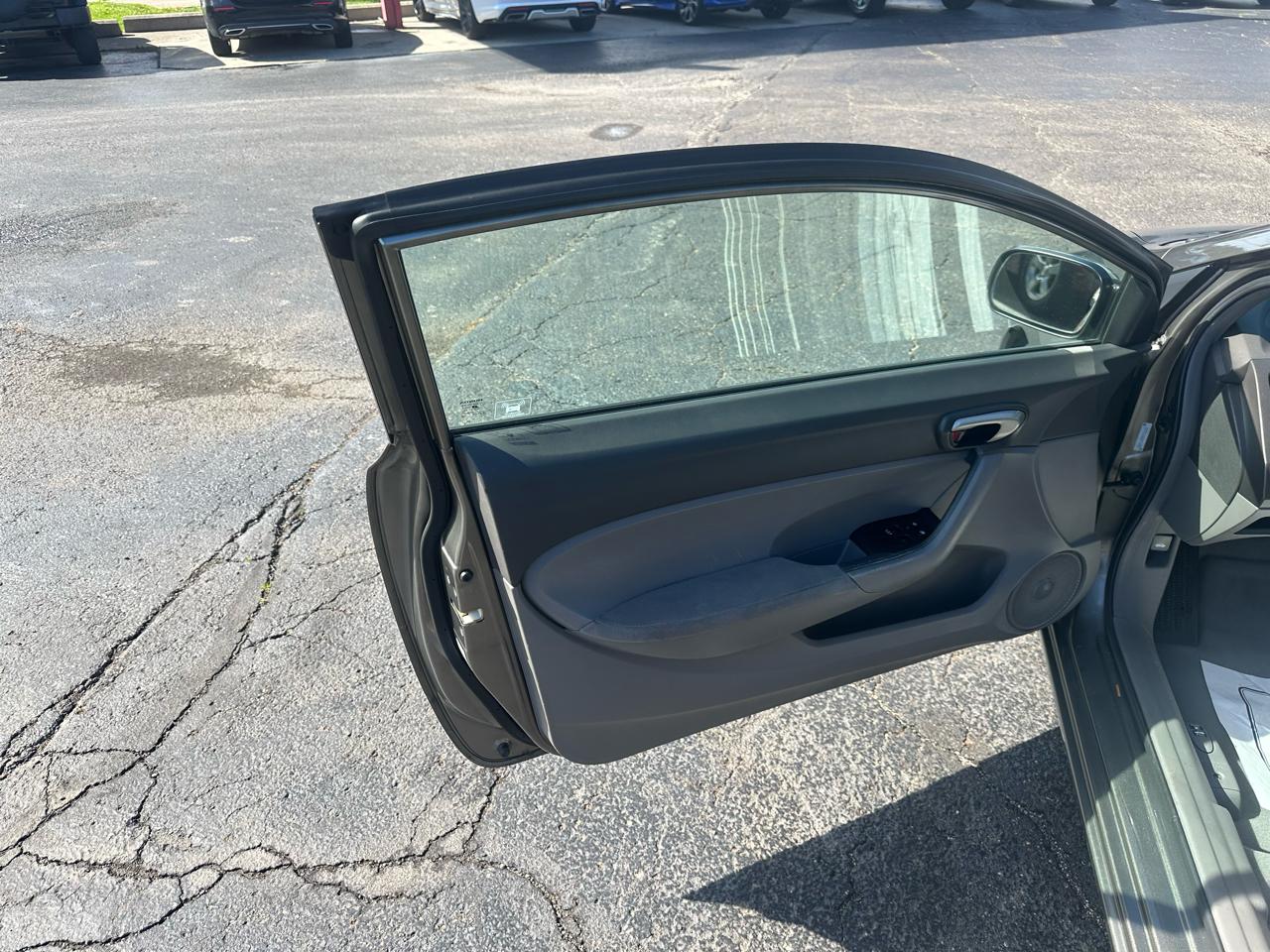 Honda Civic Cpe LX AT 2006