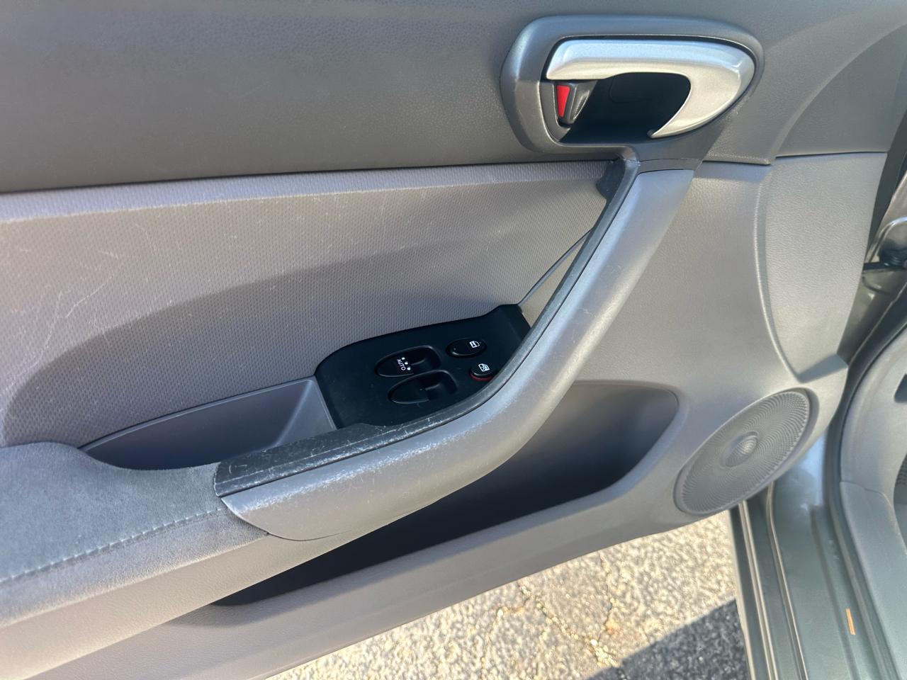 Honda Civic Cpe LX AT 2006