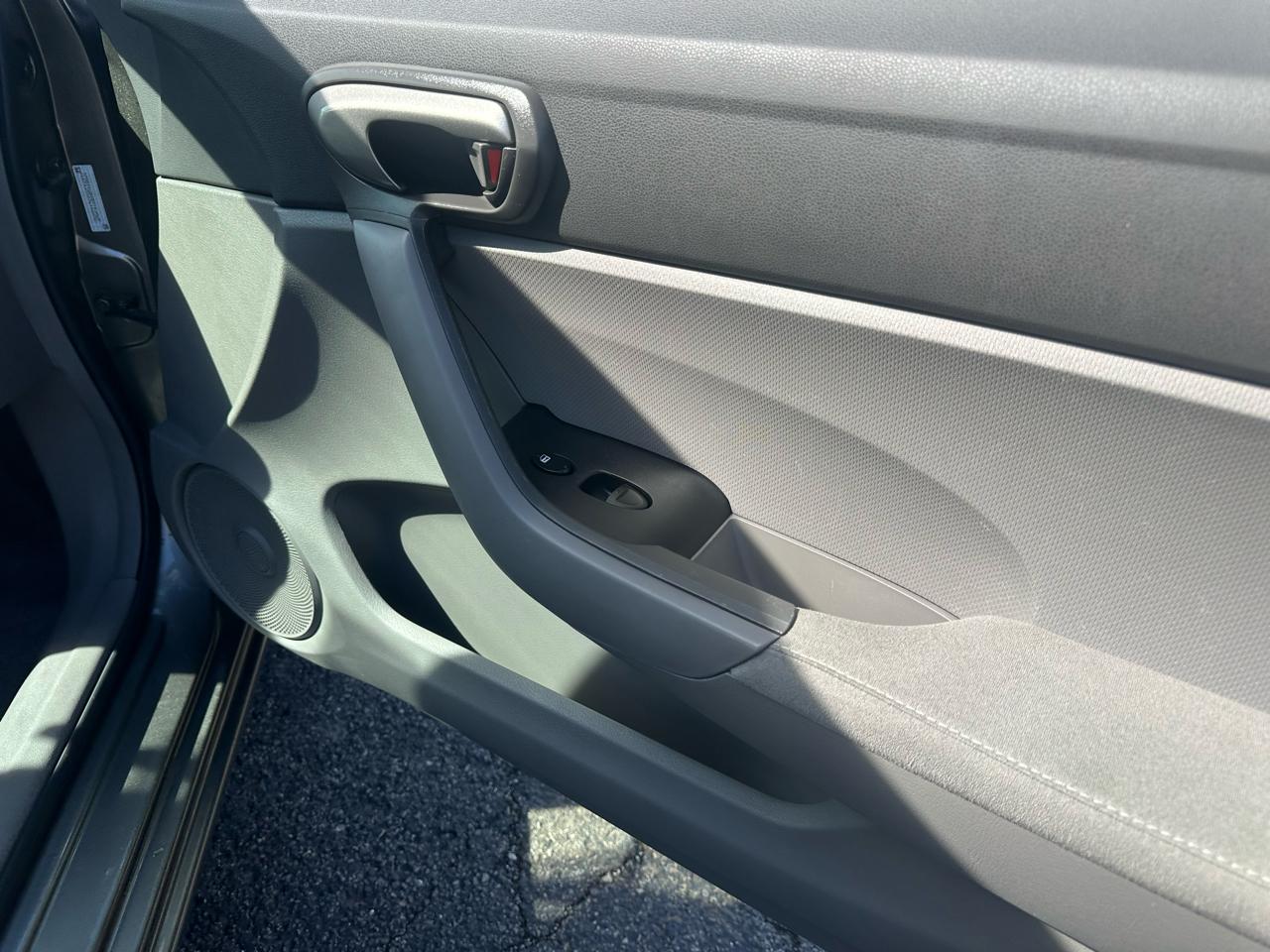 Honda Civic Cpe LX AT 2006