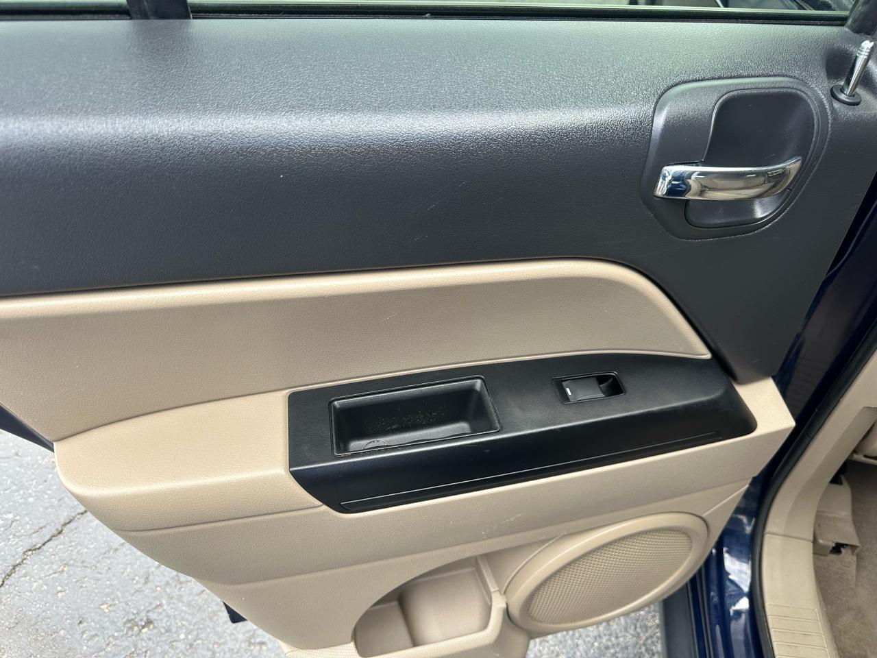 Jeep Patriot 4WD 4dr Latitude 2014