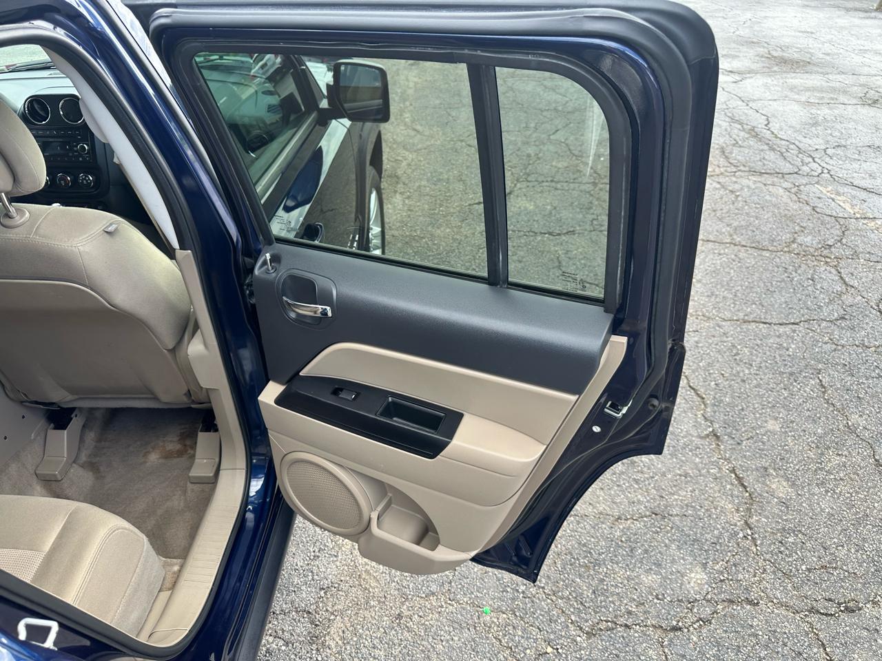 Jeep Patriot 4WD 4dr Latitude 2014