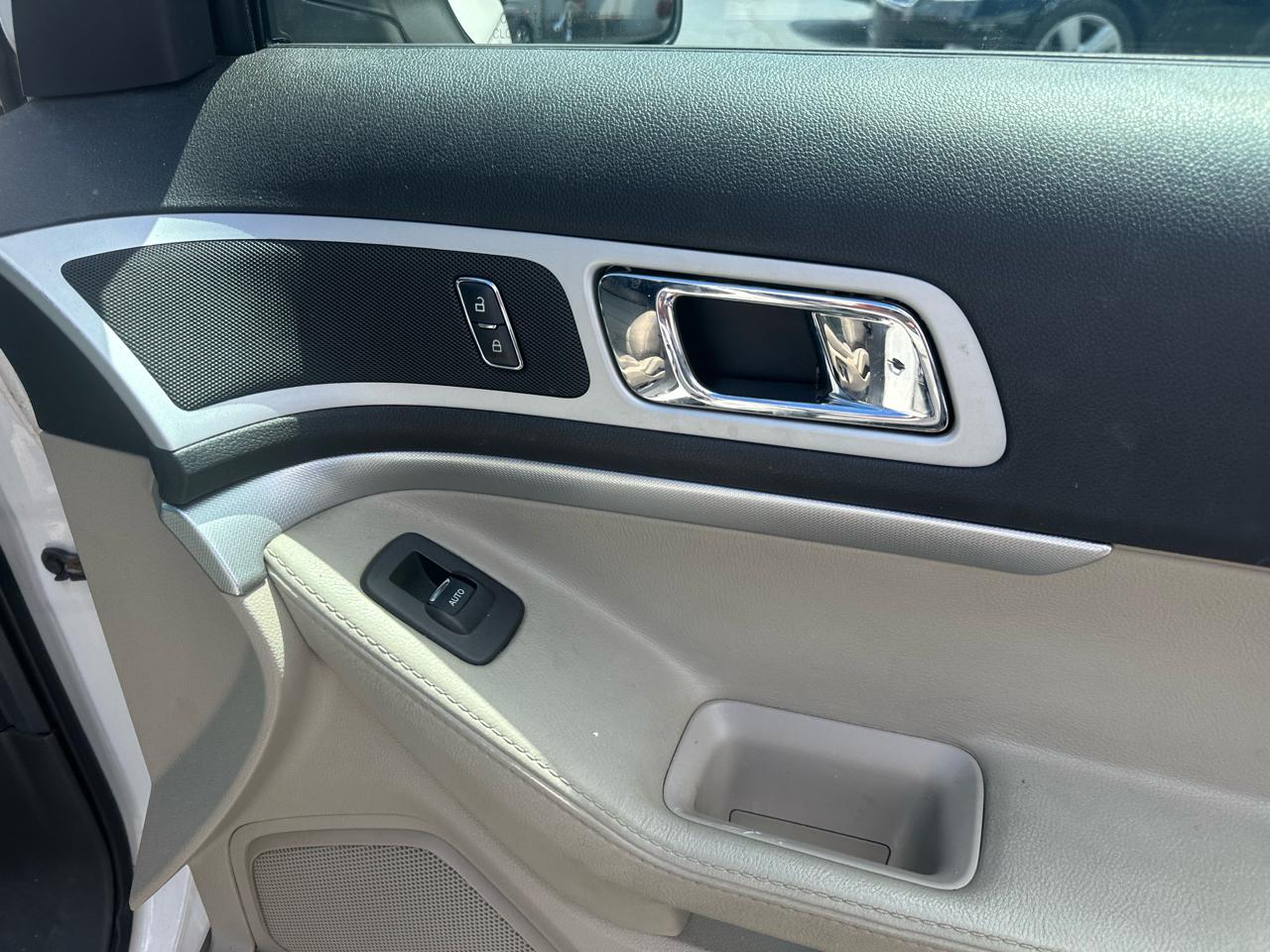 Ford Explorer 4WD 4dr XLT 2015