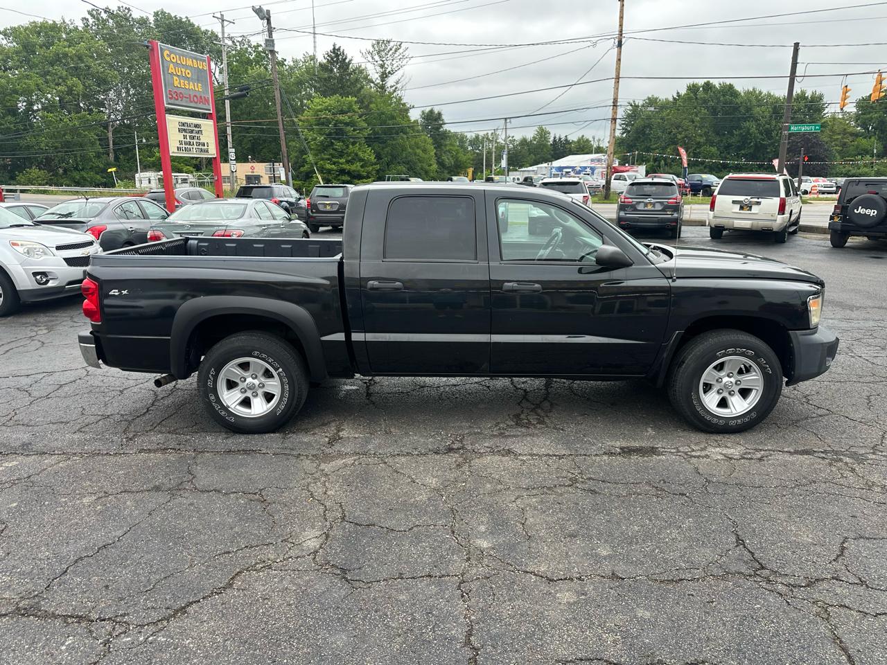 Dodge Dakota 4WD Crew Cab SXT 2008