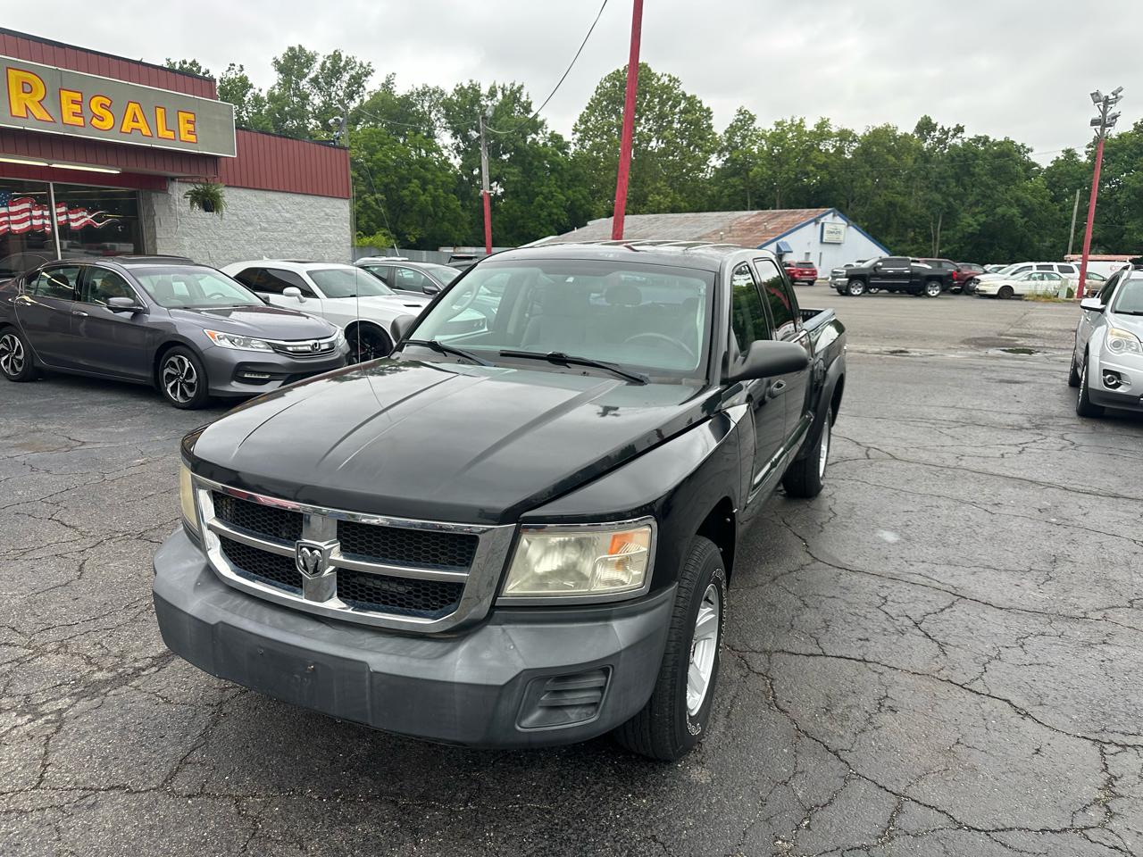 Dodge Dakota 4WD Crew Cab SXT 2008