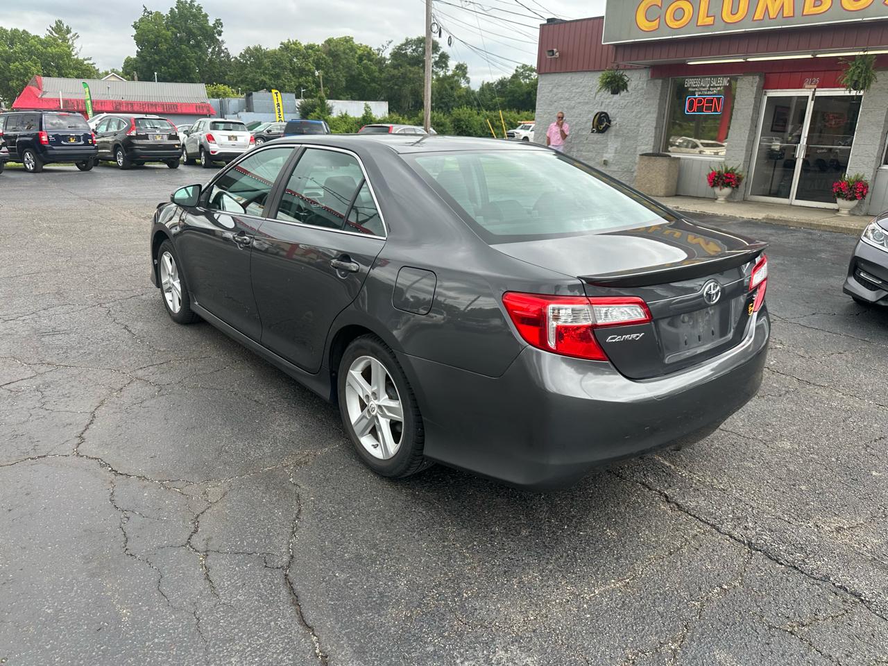 Toyota Camry 4dr Sdn I4 Auto SE Sport Limited Edition (Natl) 2012