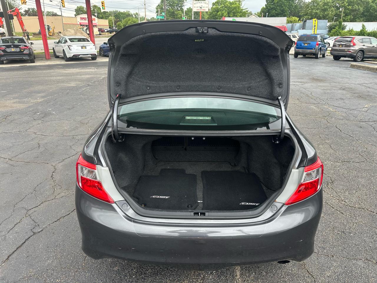 Toyota Camry 4dr Sdn I4 Auto SE Sport Limited Edition (Natl) 2012