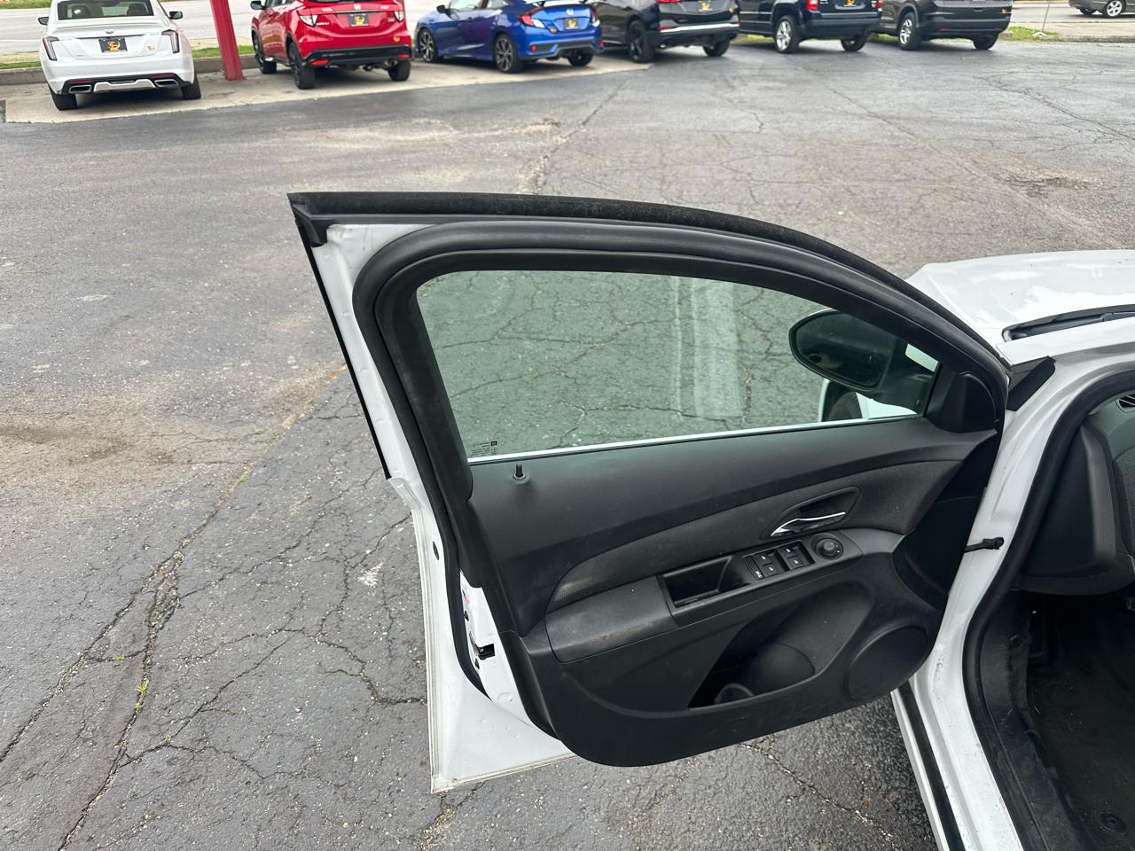 Chevrolet Cruze 4dr Sdn LT w/2LT 2012