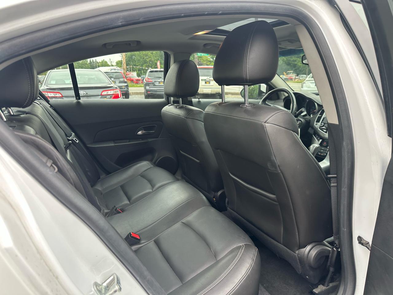 Chevrolet Cruze 4dr Sdn LT w/2LT 2012