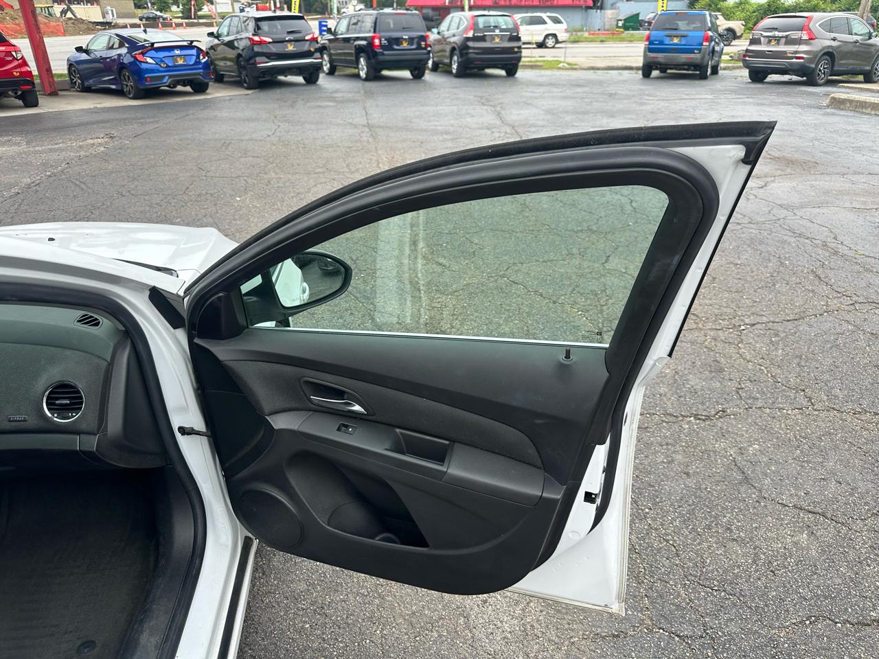 Chevrolet Cruze 4dr Sdn LT w/2LT 2012