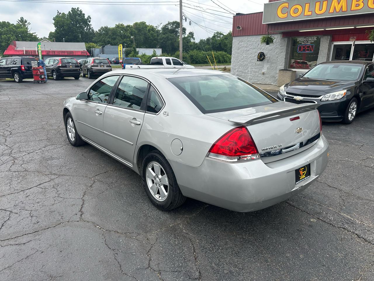 Chevrolet Impala 4dr Sdn 3.5L LT 2007