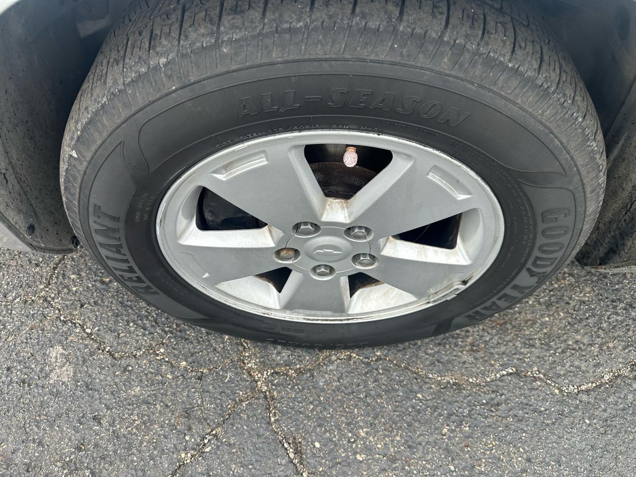 Chevrolet Impala 4dr Sdn 3.5L LT 2007