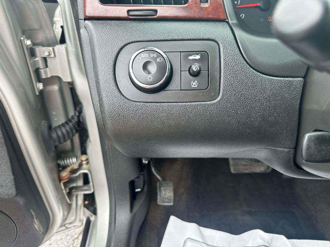 Chevrolet Impala 4dr Sdn 3.5L LT 2007