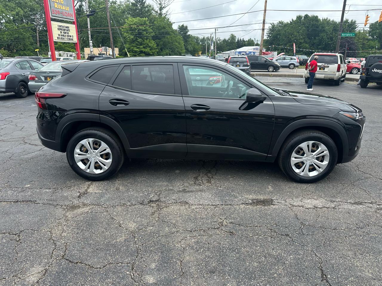 Chevrolet Trax FWD 4dr LS 2024
