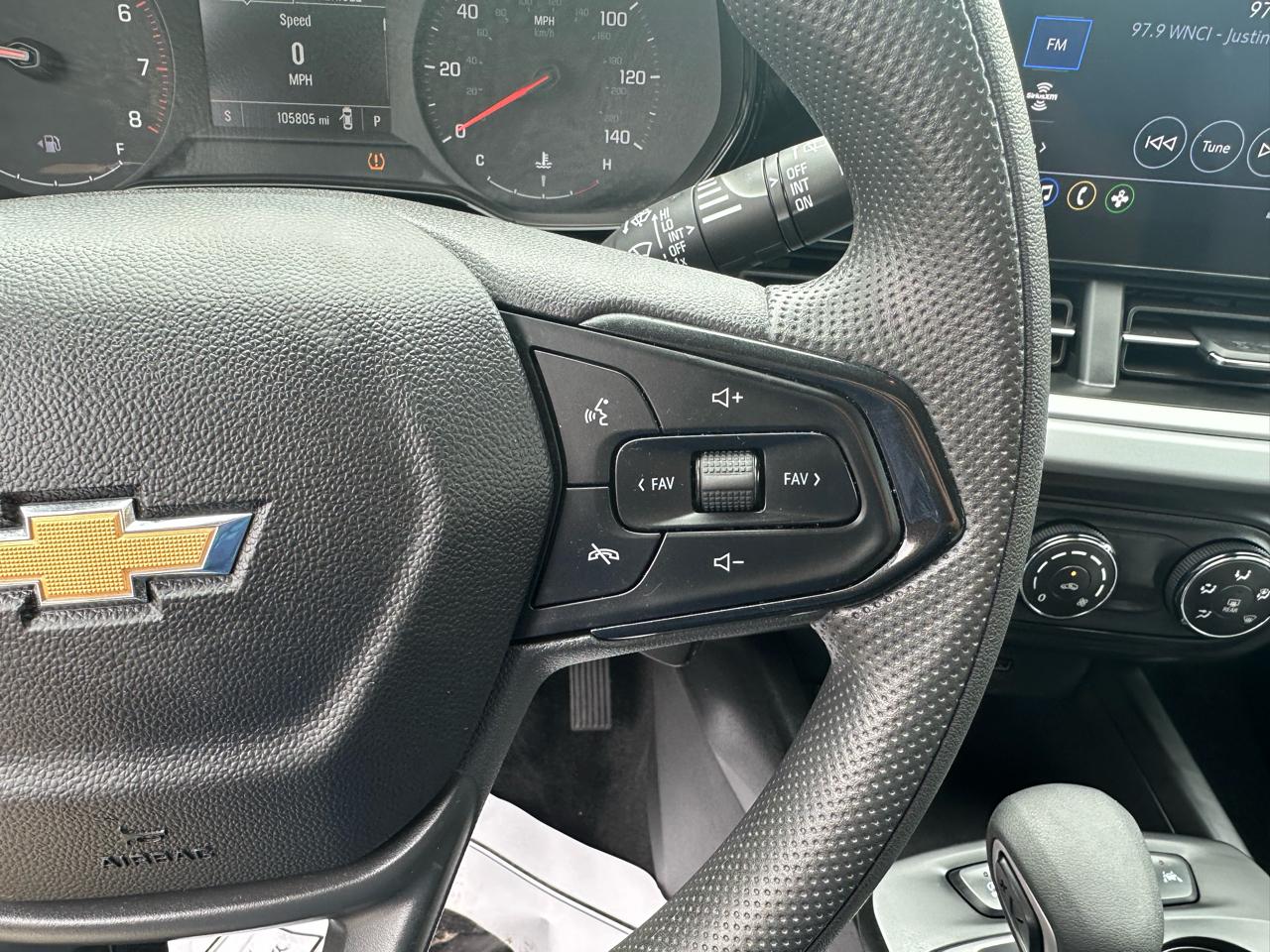 Chevrolet Trax FWD 4dr LS 2024