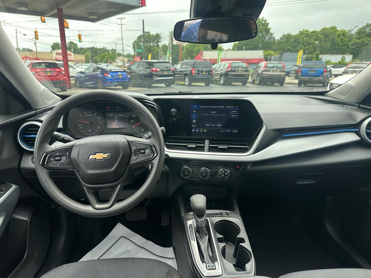 Chevrolet Trax FWD 4dr LS 2024