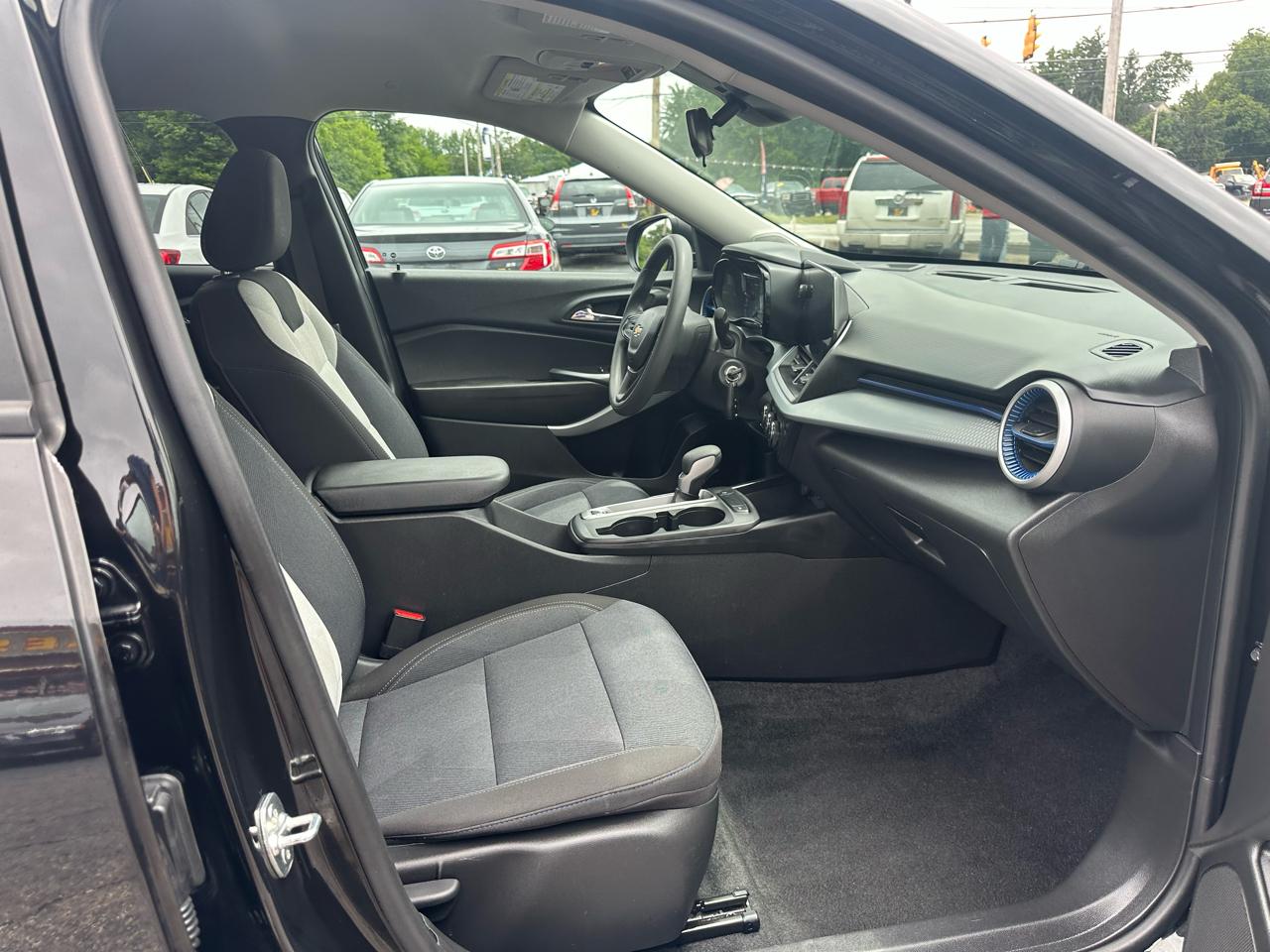 Chevrolet Trax FWD 4dr LS 2024