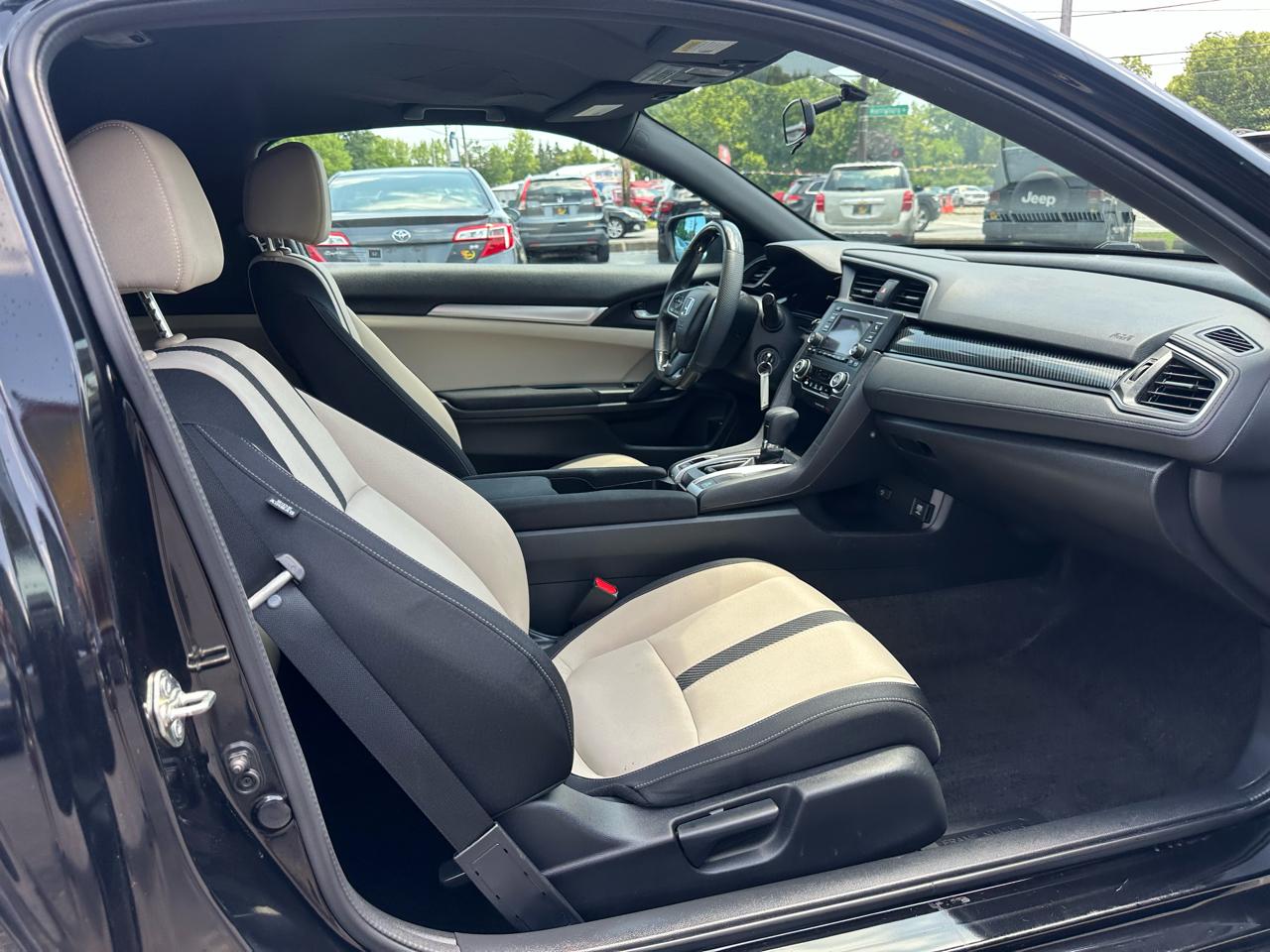 Honda Civic Coupe 2dr CVT LX 2016