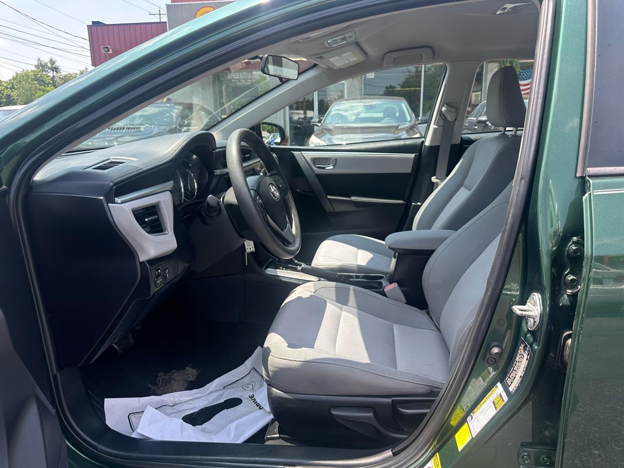 Toyota Corolla 4dr Sdn CVT LE Premium (Natl) 2014
