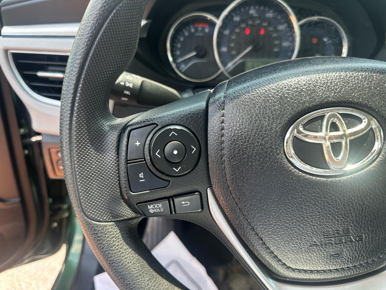 Toyota Corolla 4dr Sdn CVT LE Premium (Natl) 2014