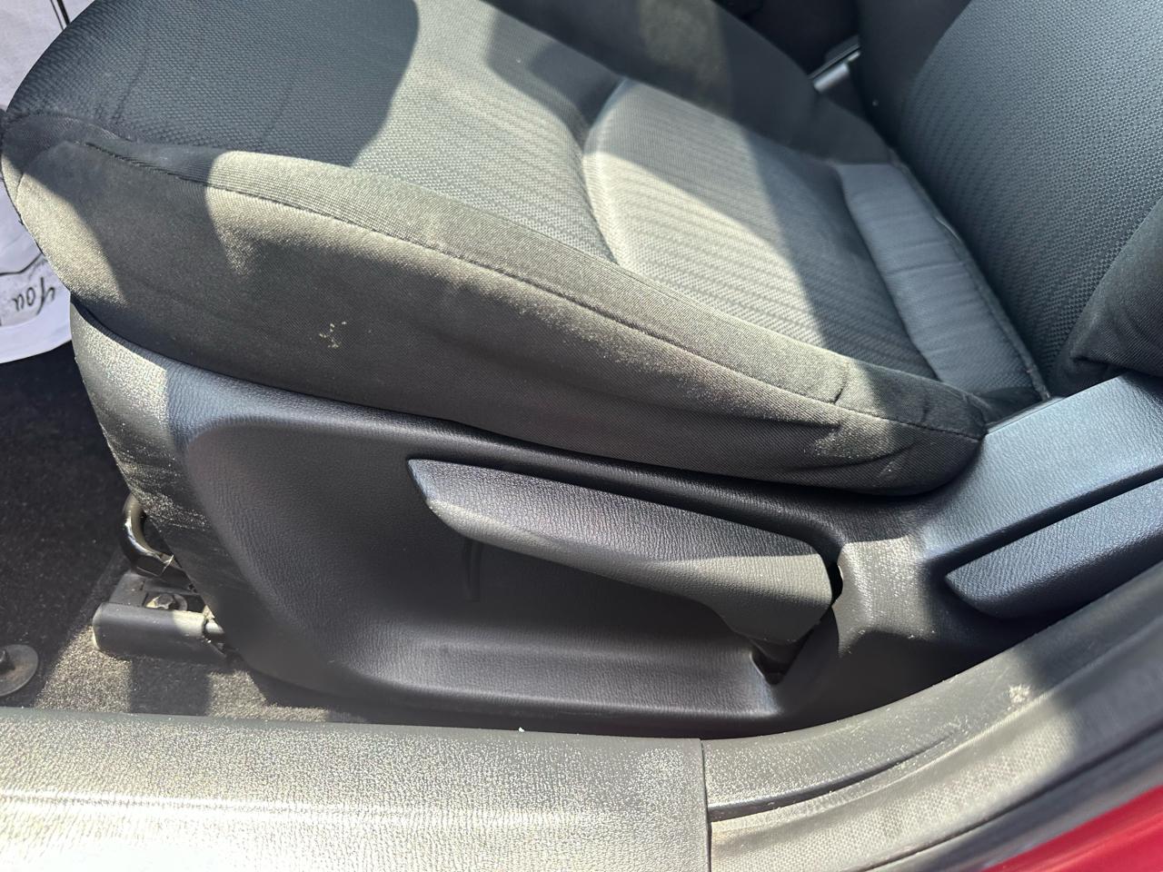 Mazda MAZDA3 4dr Sdn Auto i Sport 2015