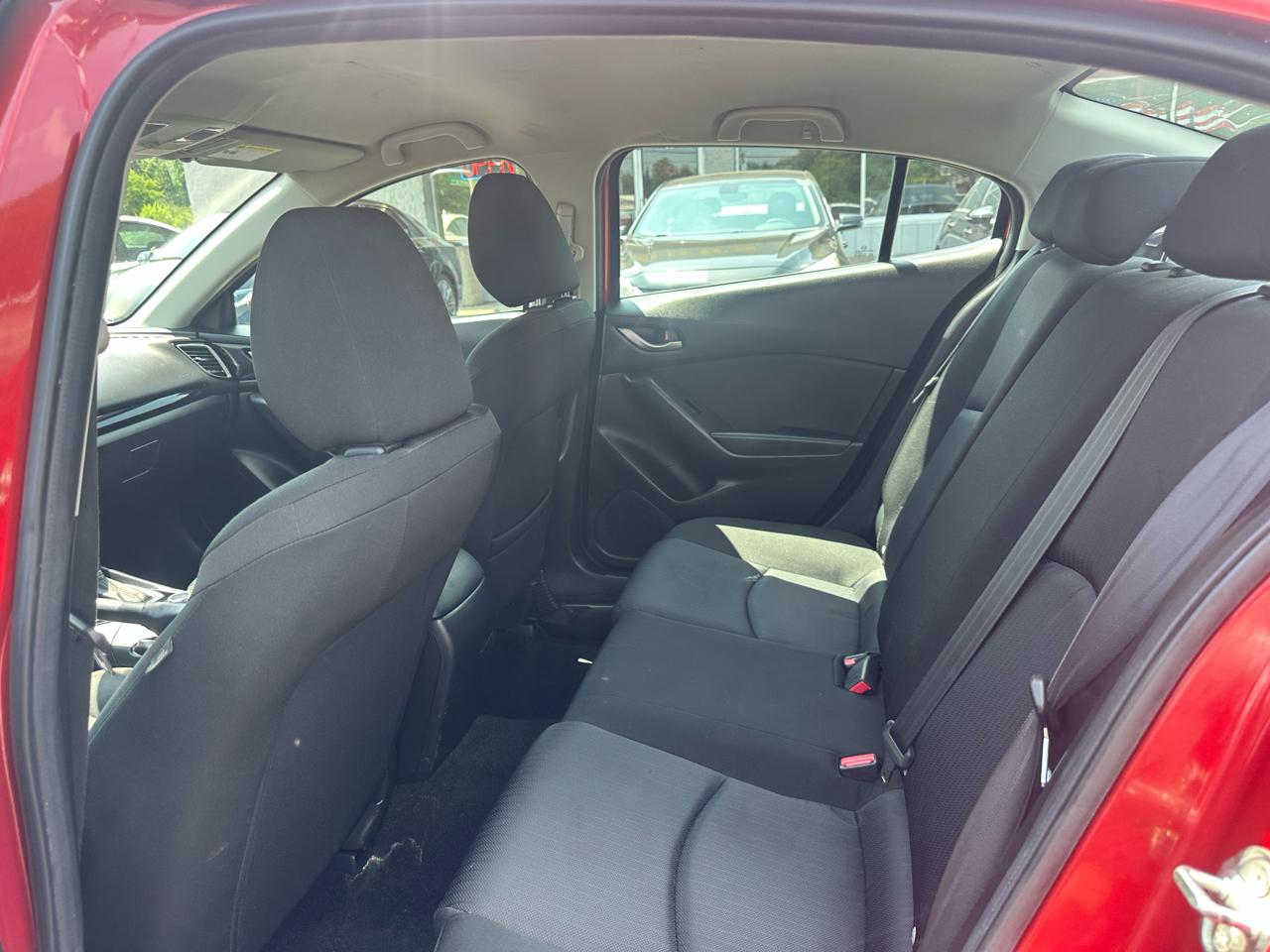 Mazda MAZDA3 4dr Sdn Auto i Sport 2015