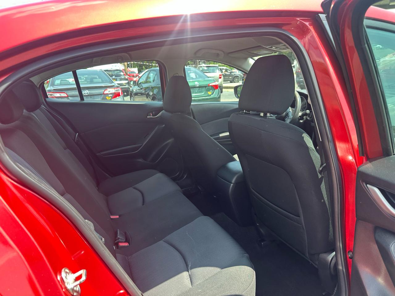 Mazda MAZDA3 4dr Sdn Auto i Sport 2015