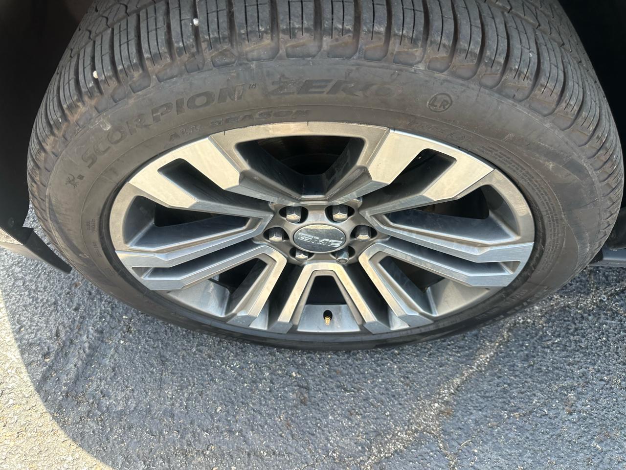 GMC Yukon XL 4WD 4dr Denali 2020