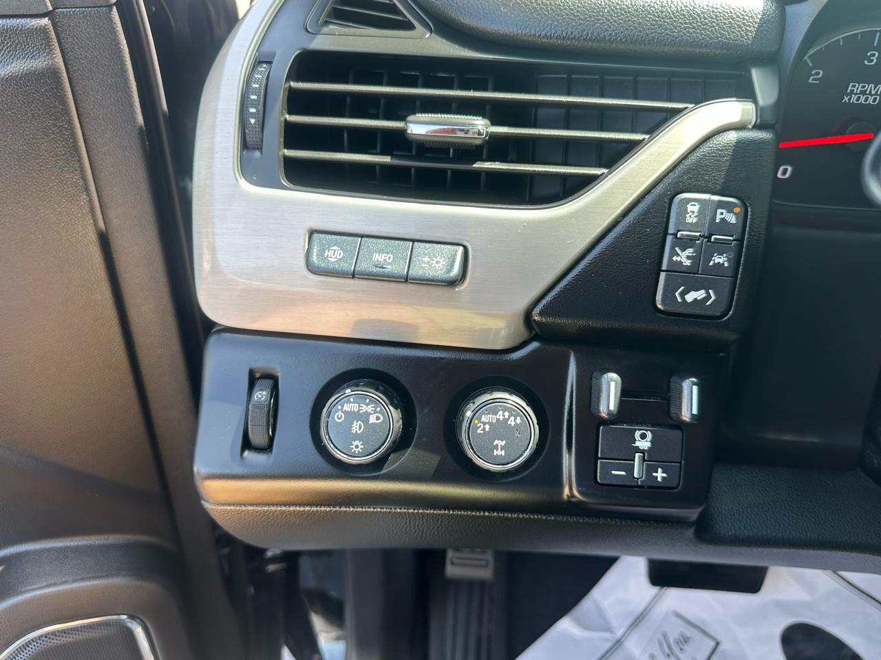 GMC Yukon XL 4WD 4dr Denali 2020
