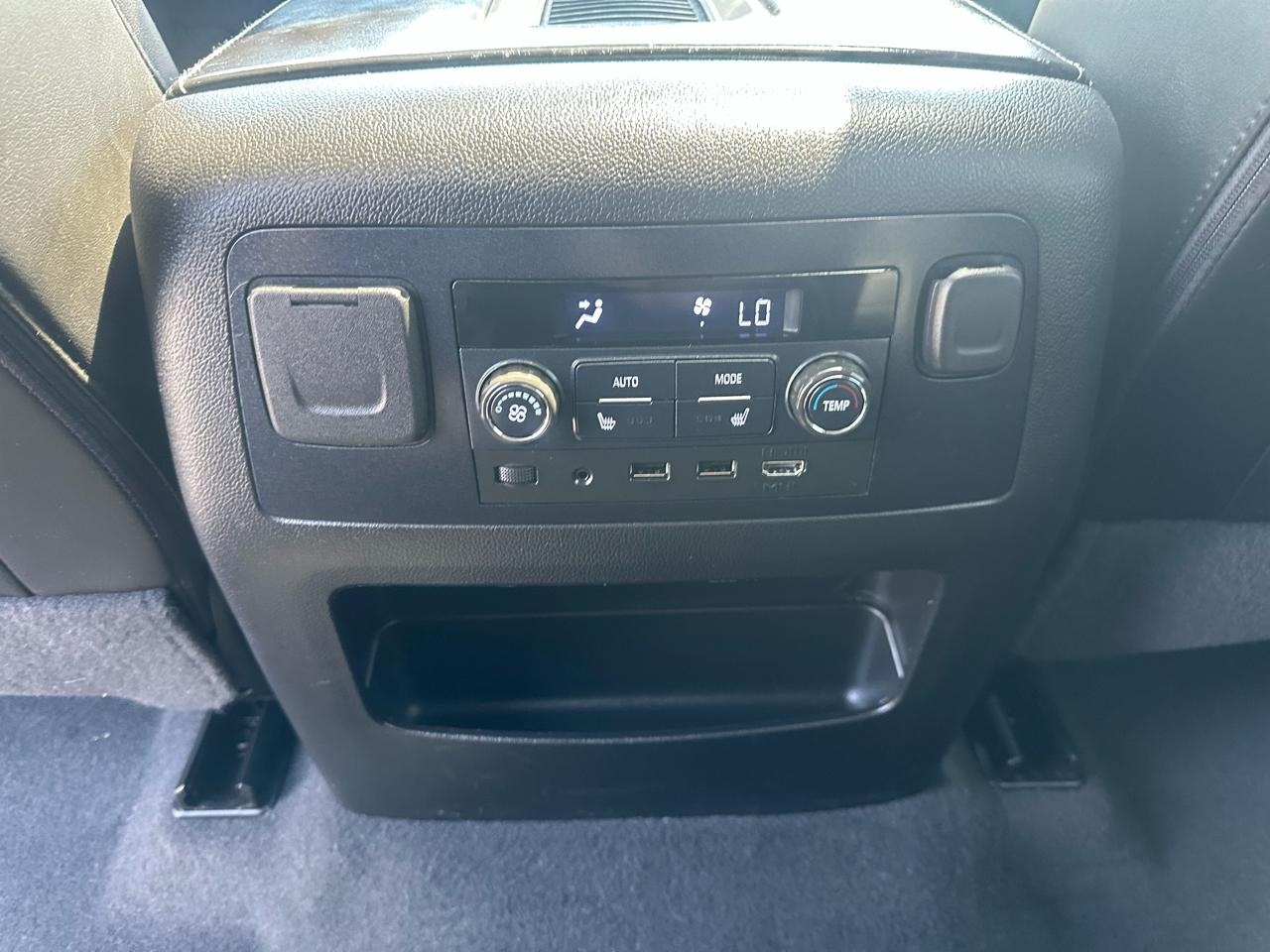 GMC Yukon XL 4WD 4dr Denali 2020