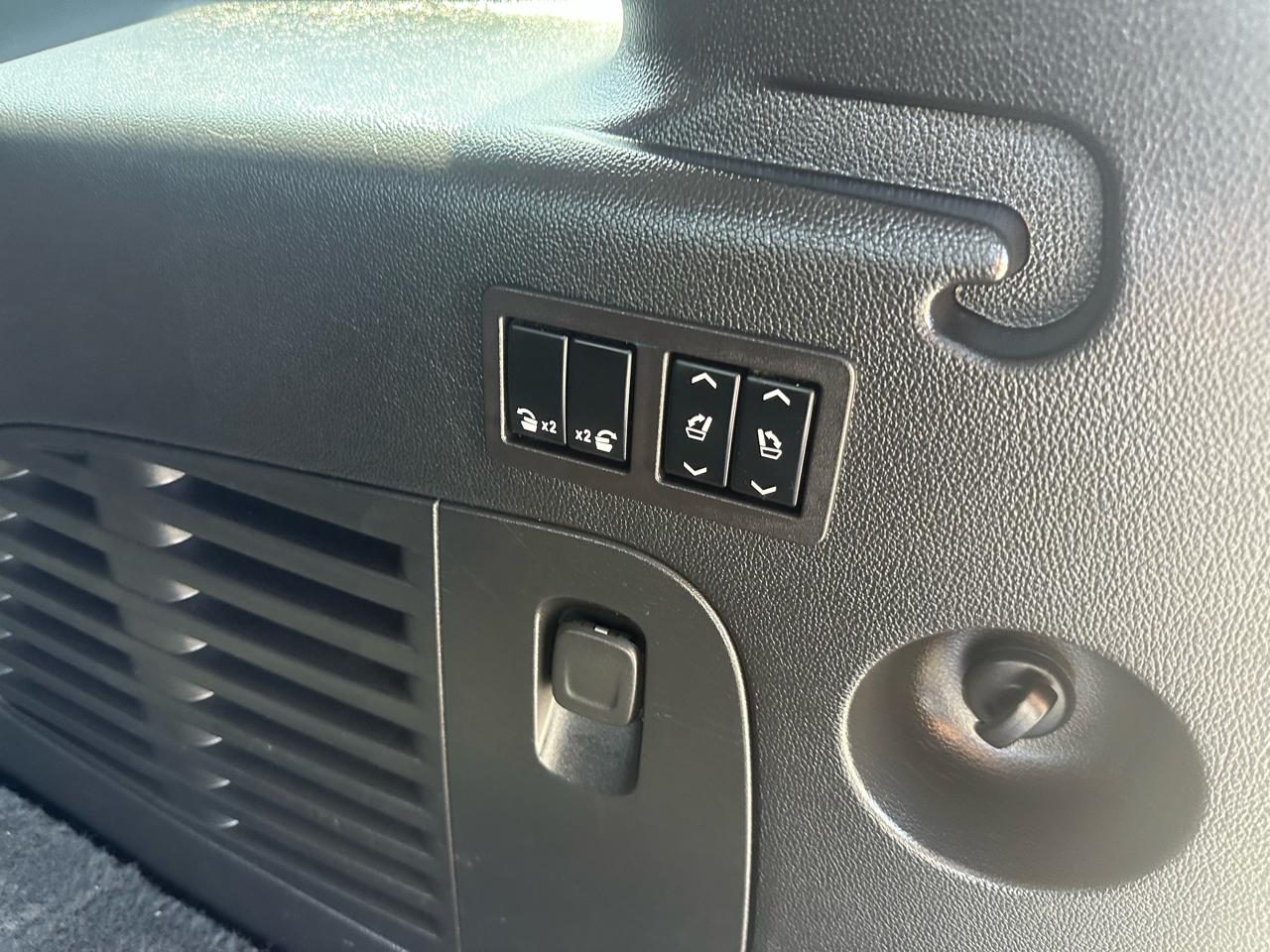 GMC Yukon XL 4WD 4dr Denali 2020