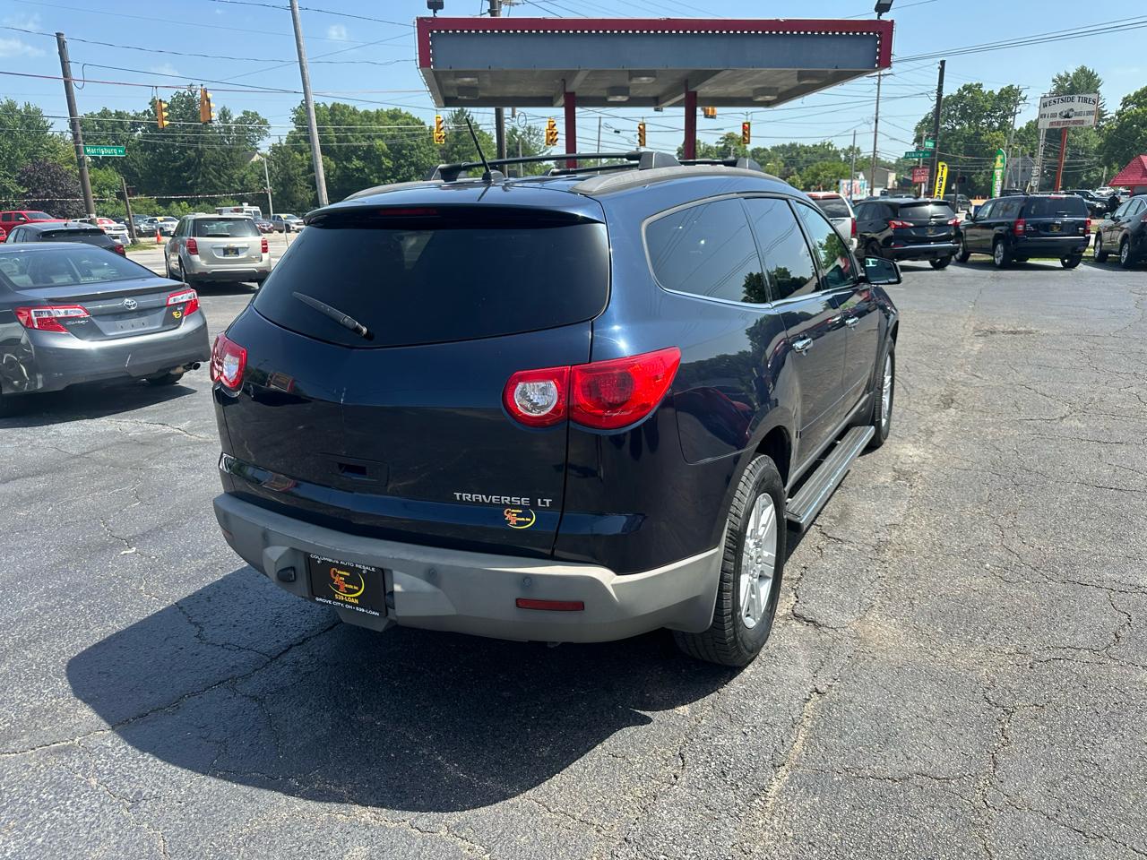 Chevrolet Traverse FWD 4dr LT w/1LT 2011